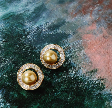 Crystal Annulus Golden Pearl Earrings - Chickalaka Detail 3