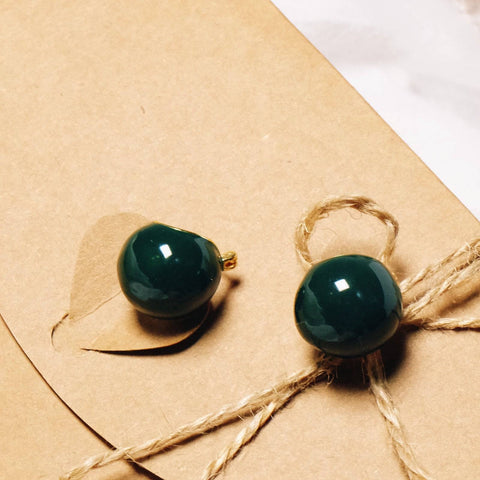 Golden Edged Plated, Deep Green Circular Earring Clip - Chickalaka