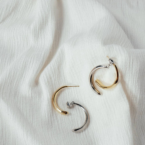 Two-Piece Gold Silver Earrings Detail 1 | Chickalaka